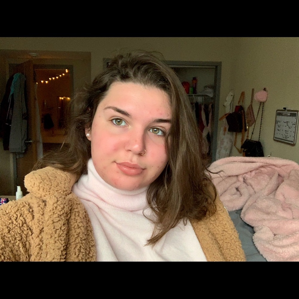 Meet your Posher, Isabel